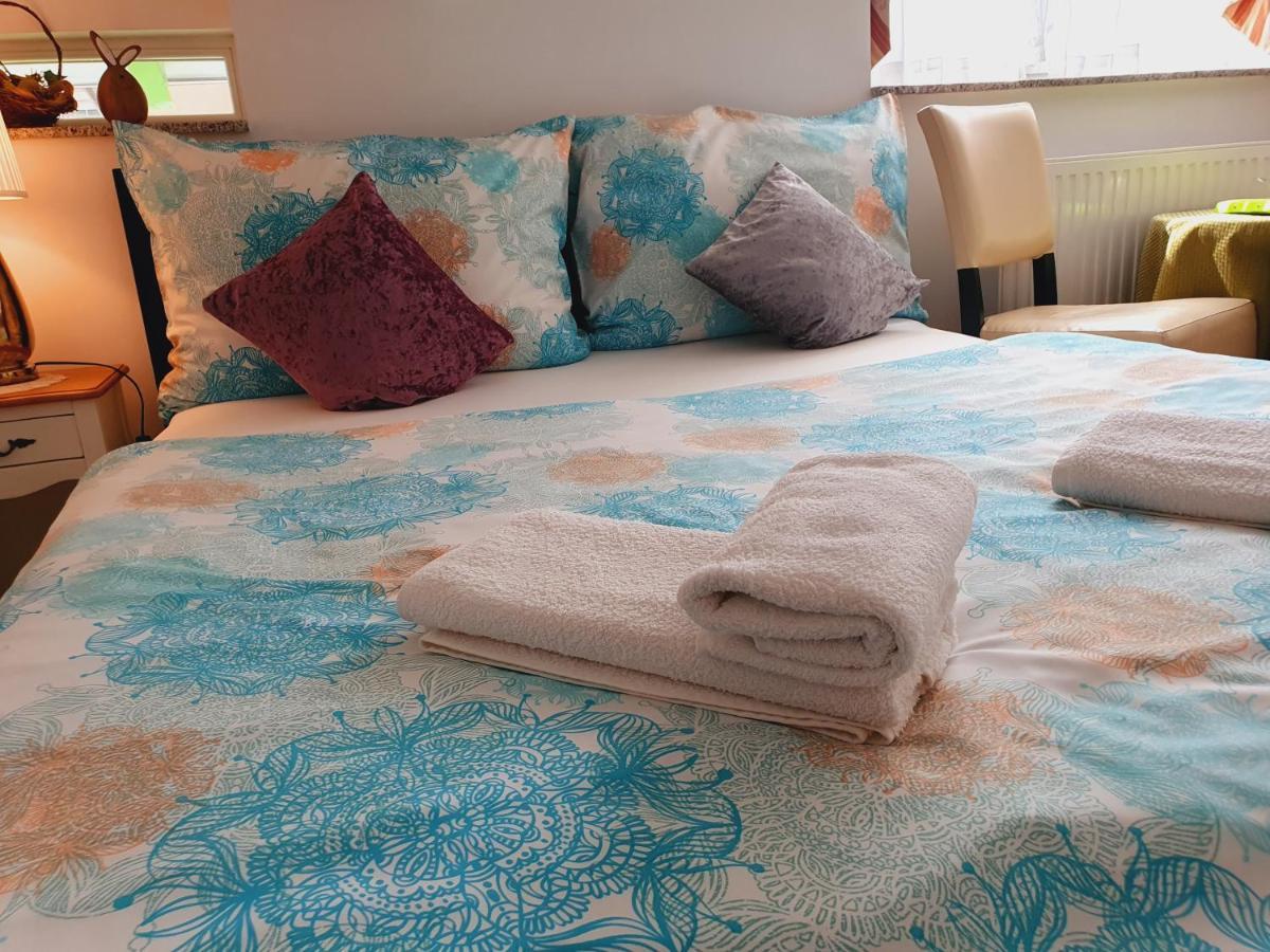 Karmelita Boutique Apartman 索普隆 外观 照片
