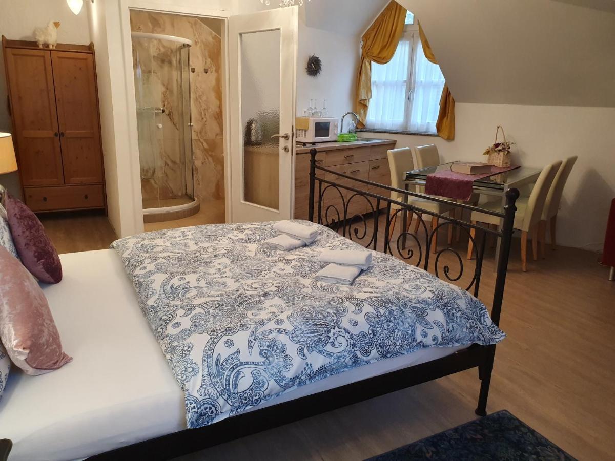 Karmelita Boutique Apartman 索普隆 外观 照片